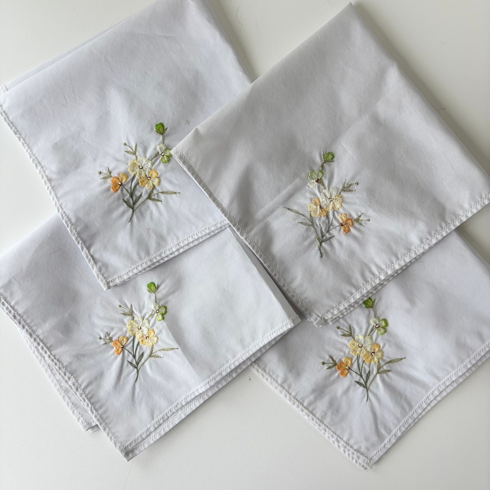 Vintage White Cotton Handkerchief Set 4pc Yellow Orange Floral Embroidered 15in - Picture 3 of 8